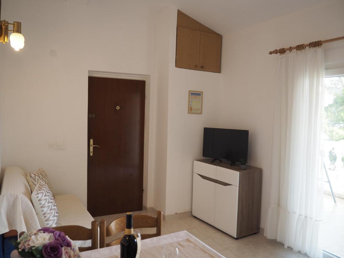 Apartments By The Sea Sevid, Trogir - 11505 Exterior photo